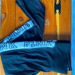 Small women’s PINK Victoria’s Secret leggings.